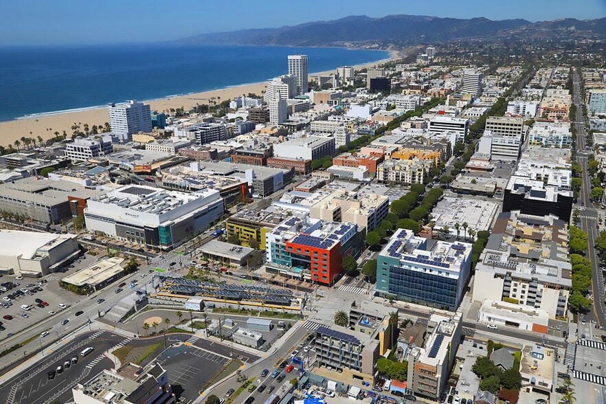 501-505 Colorado Ave, Santa Monica, CA for lease - Building Photo - Image 3 of 3