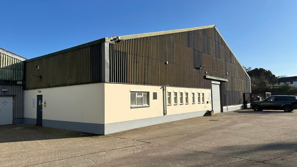 Woodmead Rd, Axminster à louer - Photo du bâtiment - Image 3 de 3