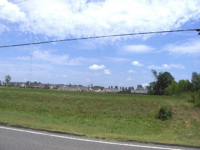 Reiger Rd, Baton Rouge, LA à vendre Photo principale- Image 1 de 4