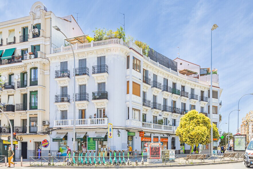 Glorieta de Cuatro Caminos, 1, Madrid, Madrid à louer - Photo du bâtiment - Image 2 de 2