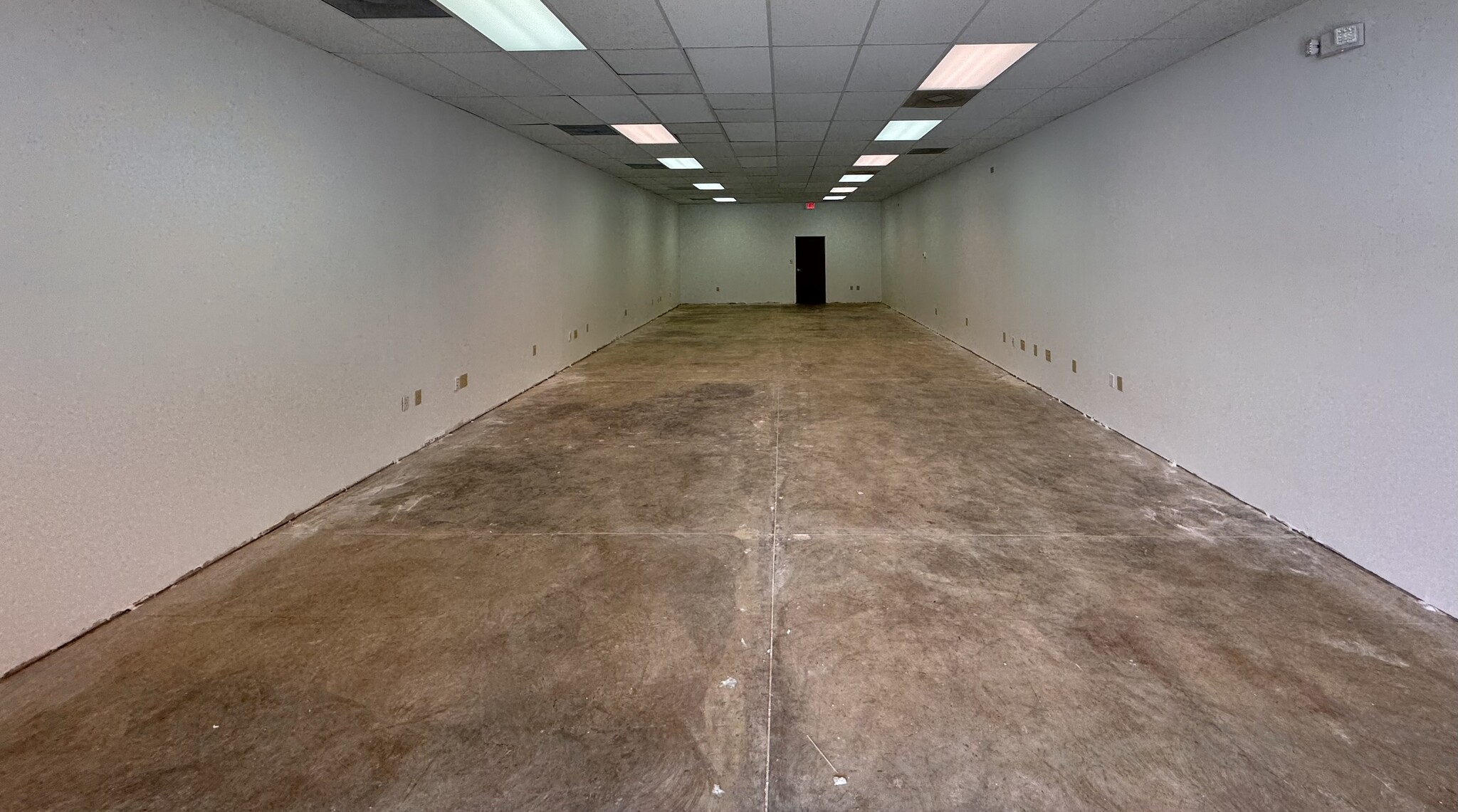 2500 Battleground Ave, Greensboro, NC for lease Interior Photo- Image 1 of 7