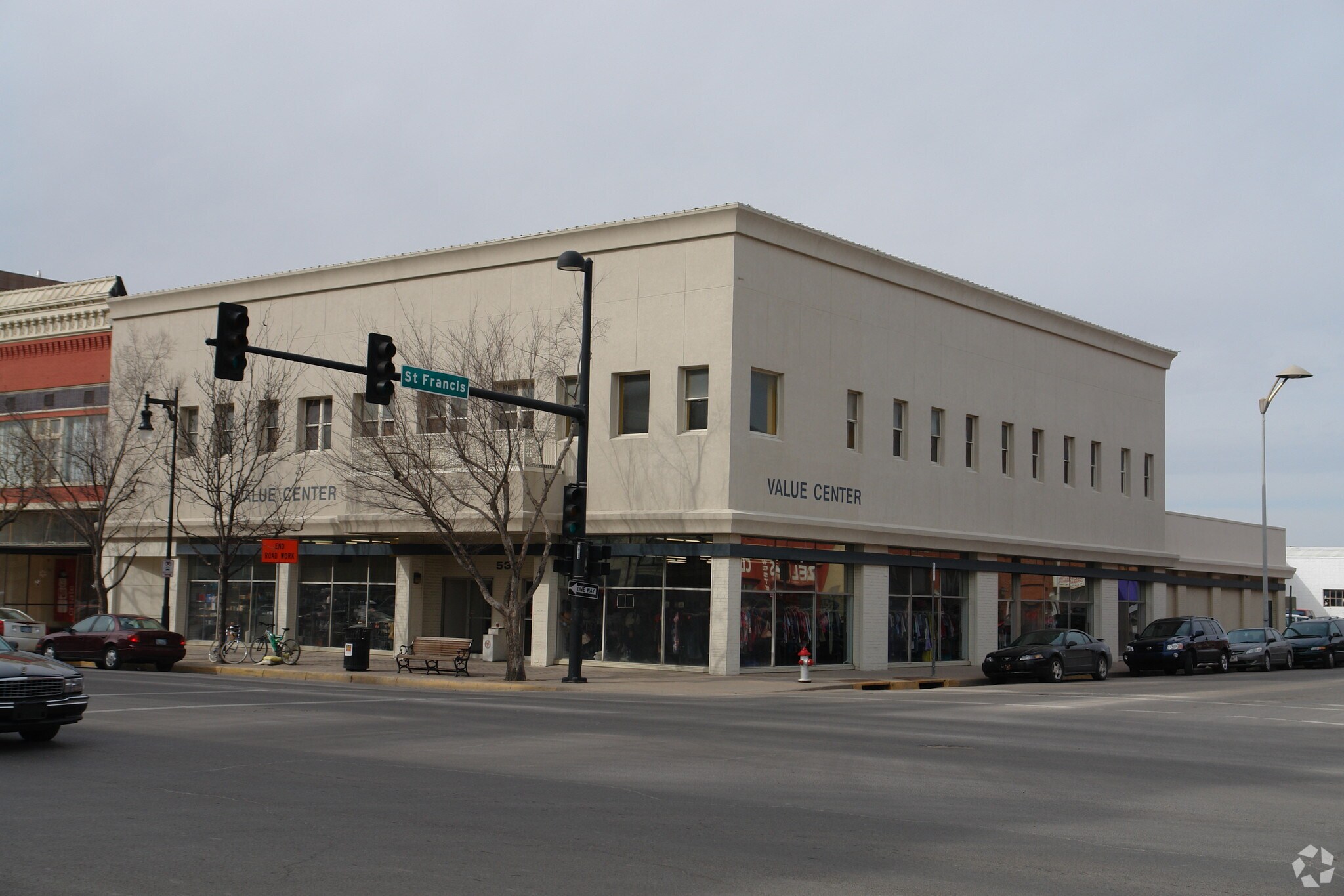 530 E Douglas Ave, Wichita, KS à vendre Photo principale- Image 1 de 4