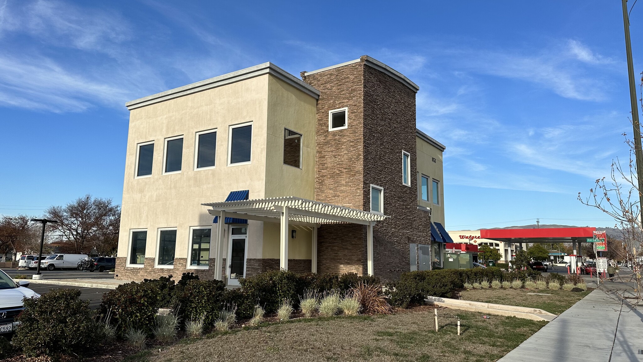 1609-1643 Mckee Rd, San Jose, CA for lease Primary Photo- Image 1 of 26