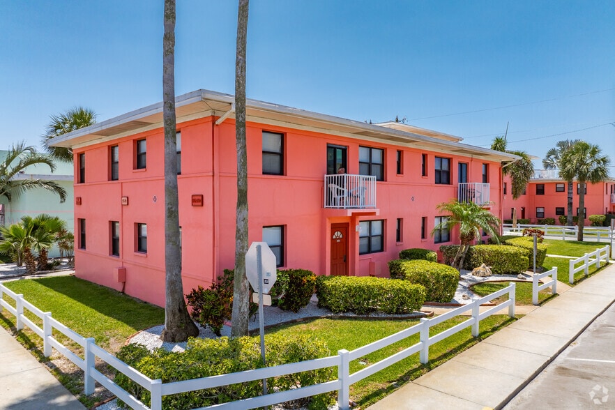 6800 Sunset Way, Saint Pete Beach, FL for sale - Building Photo - Image 2 of 5