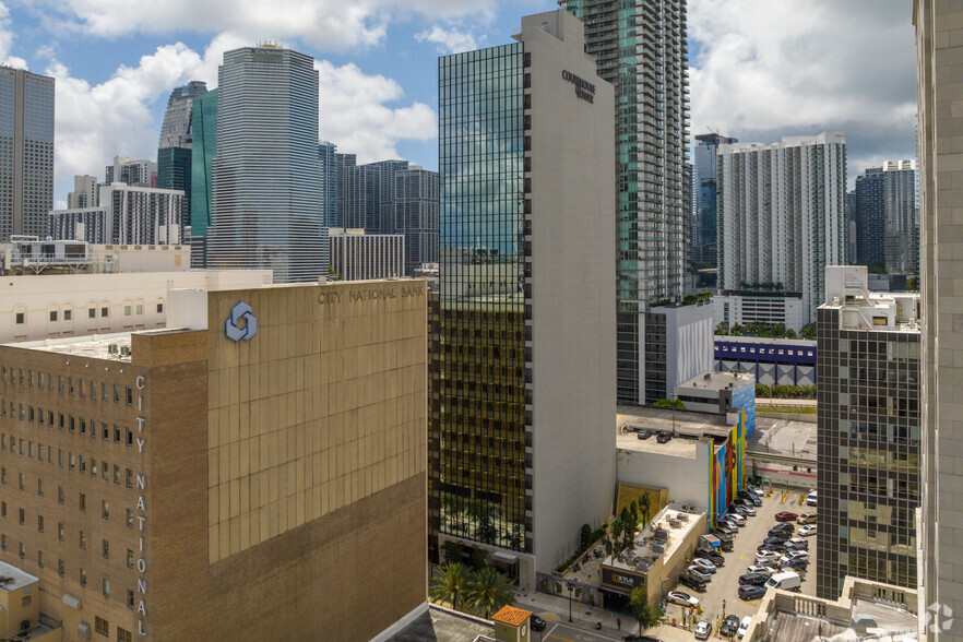 44 W Flagler St, Miami, FL à vendre - Photo principale - Image 1 de 1