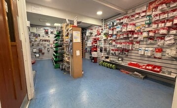 25 High St, Wickford for lease Interior Photo- Image 1 of 6