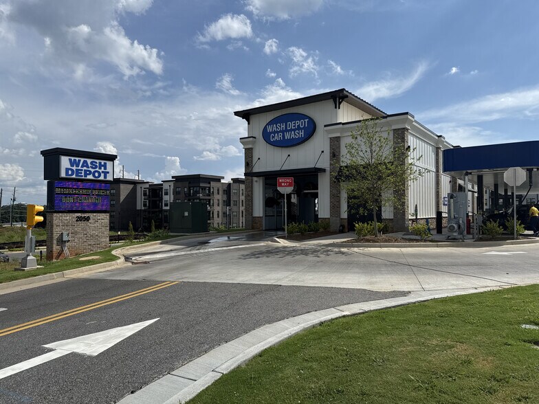 326 SE Windy Hill Rd, Smyrna, GA for sale - Building Photo - Image 1 of 1
