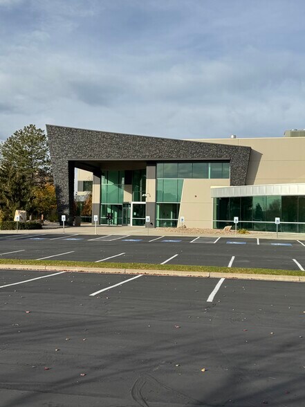 255 Admiral Byrd Rd, Salt Lake City, UT for lease - Primary Photo - Image 1 of 30