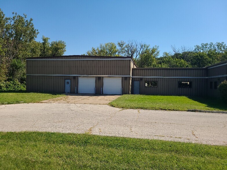 2501 Martin Luther King Jr Pky, Des Moines, IA à louer - Photo du bâtiment - Image 3 de 3