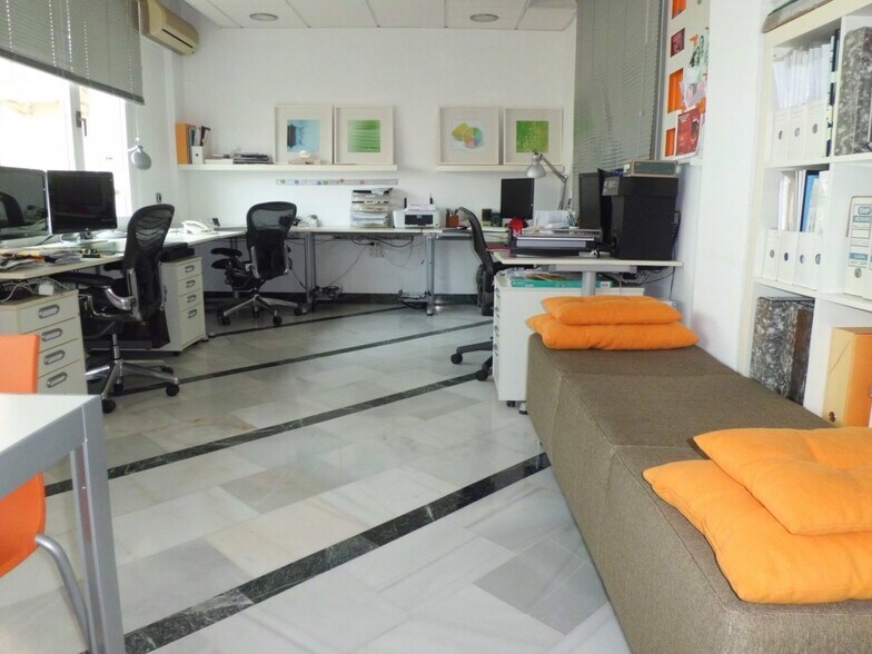 Office in El Ejido, Almería for lease - Building Photo - Image 3 of 8