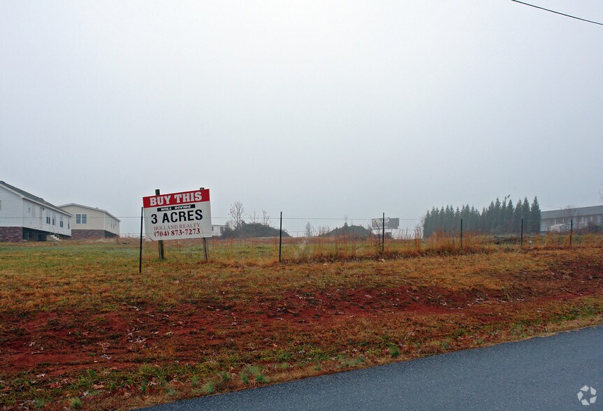 Beechnut Ln, Statesville, NC à vendre - Photo principale - Image 1 de 1