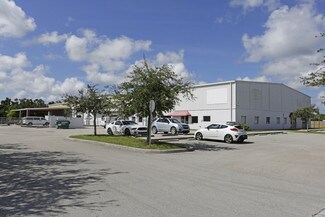 Plus de détails pour 7899 Drew Cir, Fort Myers, FL - Industriel à louer