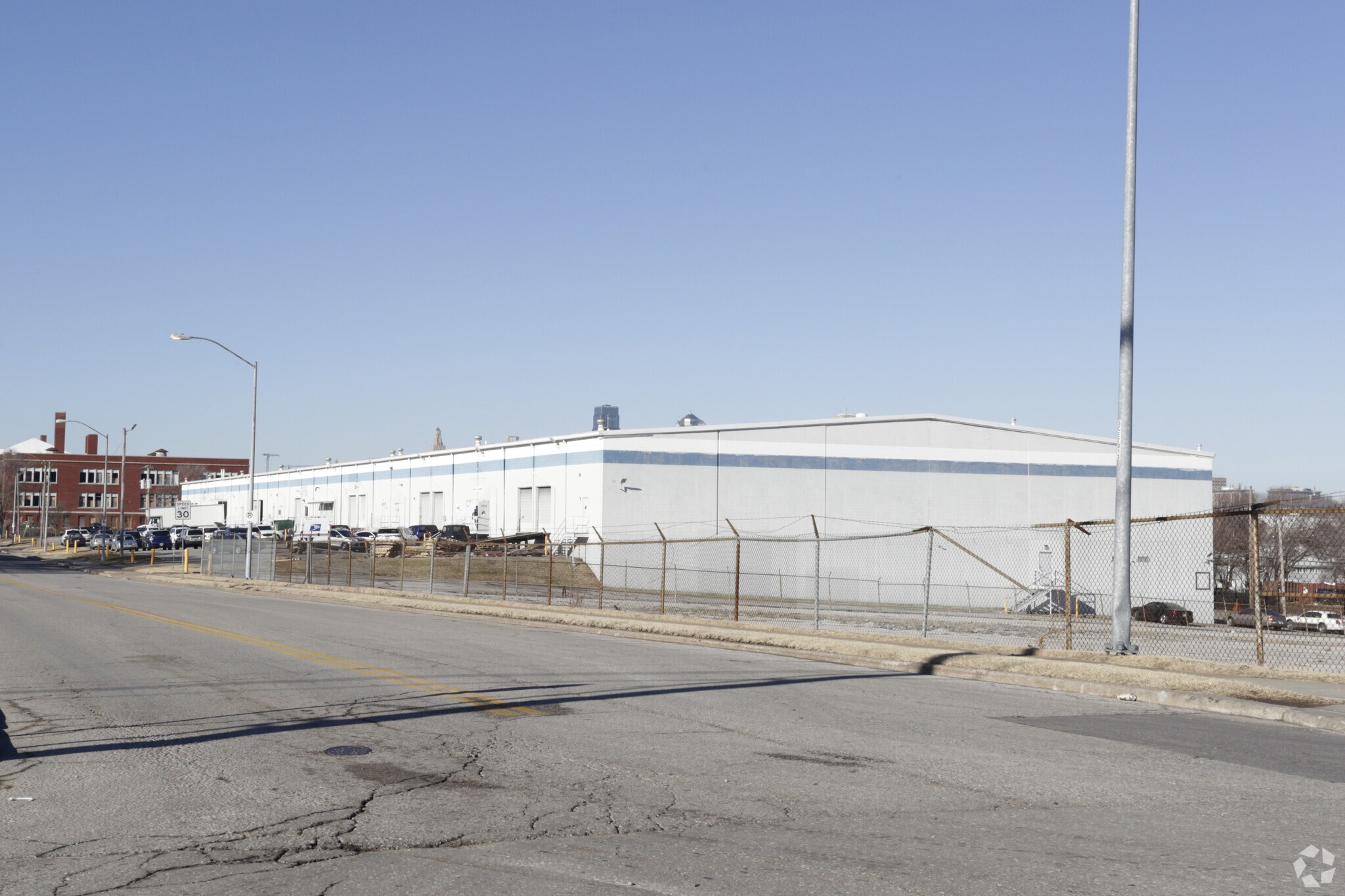 1911-2021 E 18th St, Kansas City, MO for lease Building Photo- Image 1 of 6