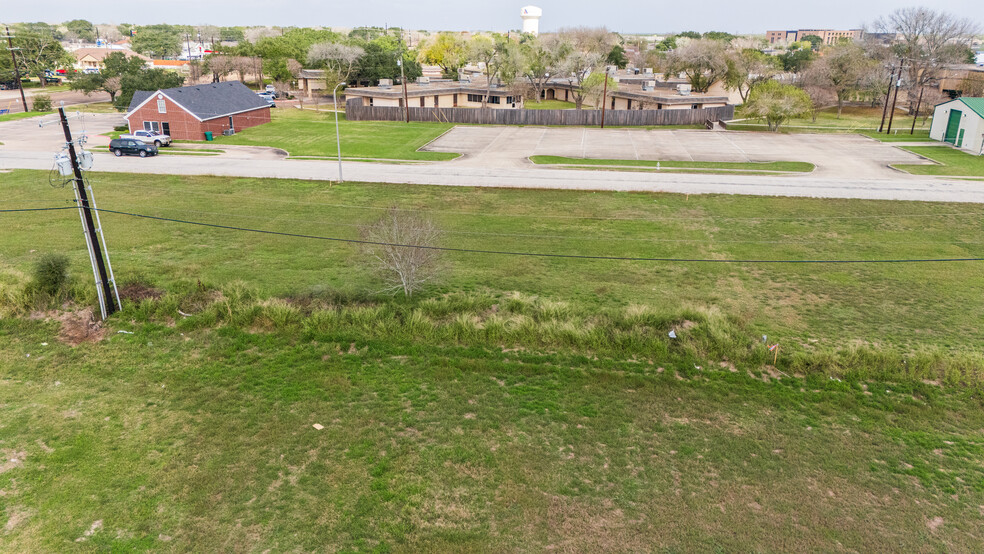 105 Northpark, Victoria, TX for sale - Aerial - Image 2 of 6