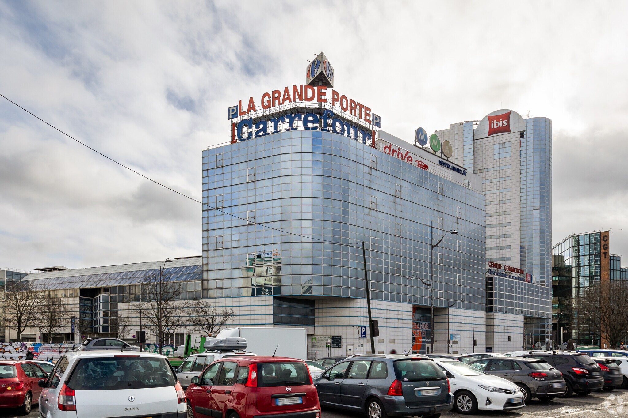 Office in Paris for lease Primary Photo- Image 1 of 4
