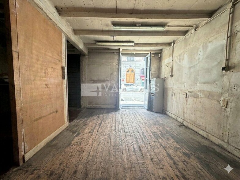 25 Rue Vaubecour, Lyon à louer - Photo du bâtiment - Image 2 de 10