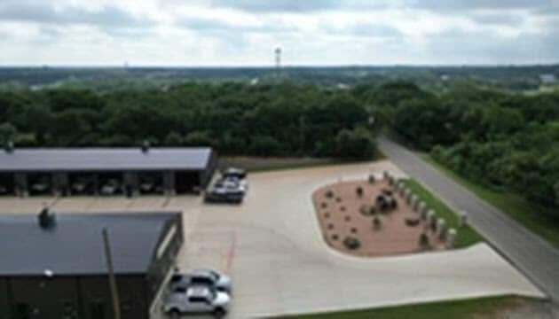 6081 Garcia Ln, Fort Worth, TX à vendre - Vidéo sur l’inscription commerciale - Image 2 de 2