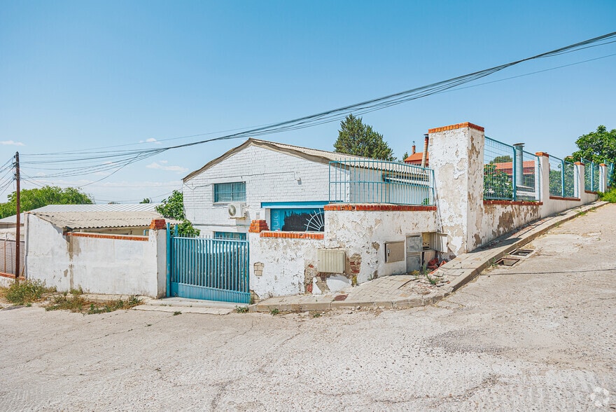 Industrial in Paracuellos de Jarama, Madrid for sale - Primary Photo - Image 1 of 5