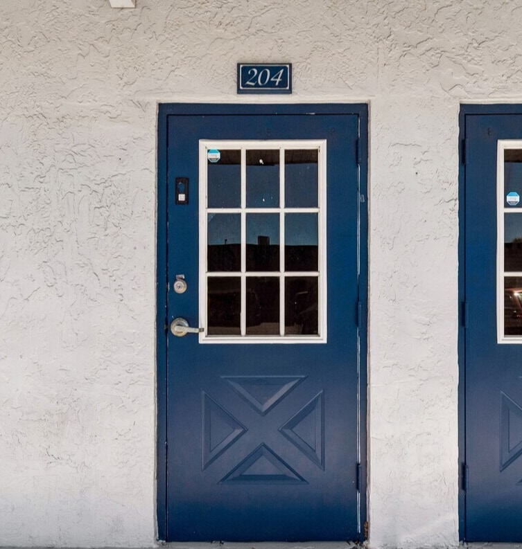 8800 49th St N, Pinellas Park, FL for lease Interior Photo- Image 1 of 17