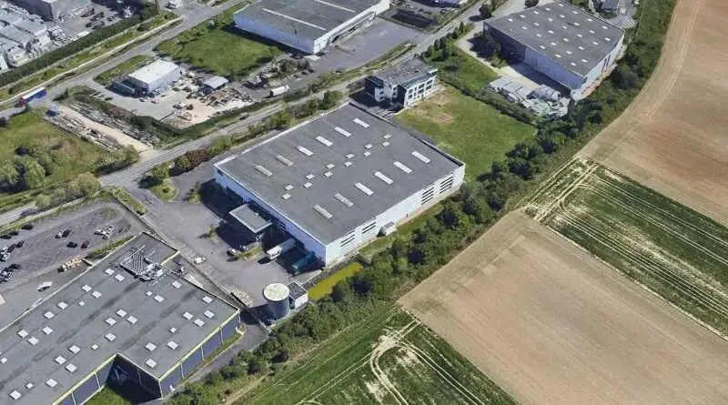 Industrial in Saint-Michel-sur-Orge for lease - Building Photo - Image 2 of 24