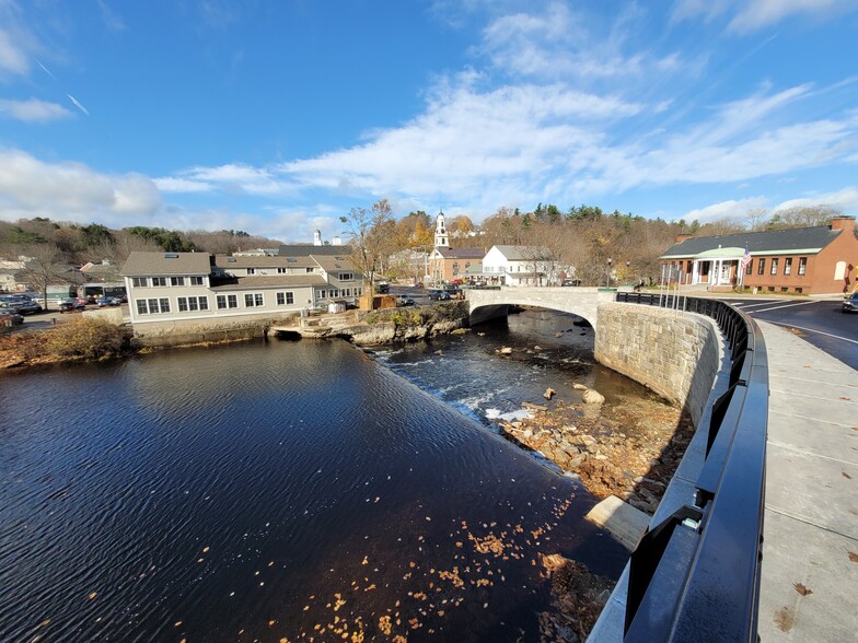 2 Main St, Peterborough, NH for lease - Building Photo - Image 2 of 9