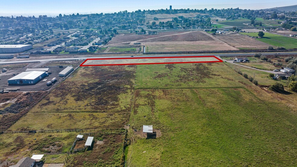 750 Yakima Valley, Sunnyside, WA for sale - Building Photo - Image 2 of 3