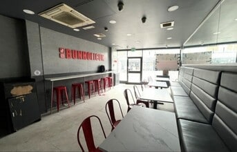 718 Holloway Rd, London for lease Interior Photo- Image 2 of 3