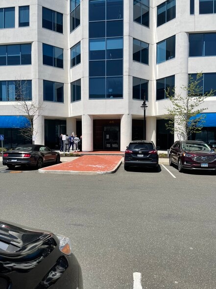 46 Southfield Ave, Stamford, CT for lease - Building Photo - Image 2 of 4