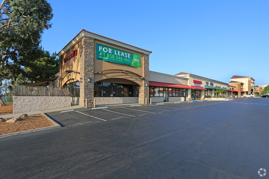 9343-9363 Clairemont Mesa Blvd, San Diego, CA for lease - Primary Photo - Image 1 of 4