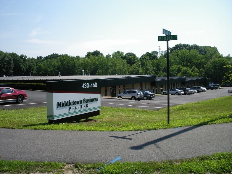 430-468 Smith St, Middletown, CT for lease - Building Photo - Image 1 of 8