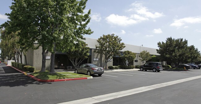 Plus de détails pour 4071 E La Palma Ave, Anaheim, CA - Industriel à louer
