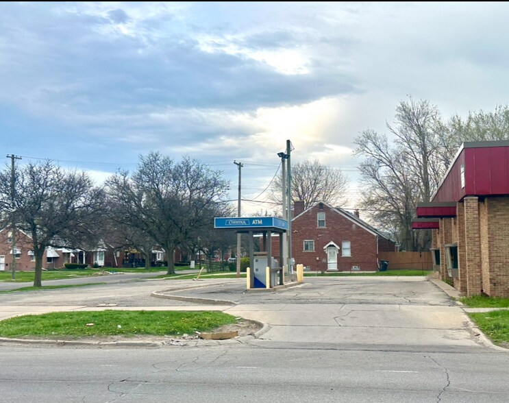 12336 Morang ave, Detroit, MI à vendre - Photo du bâtiment - Image 3 de 9