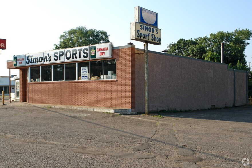 2840 Mounds View Blvd, Mounds View, MN à vendre - Photo du bâtiment - Image 2 de 31