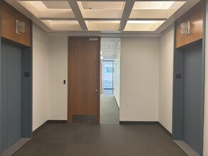 727 7th Ave SW, Calgary, AB for lease Interior Photo- Image 2 of 6