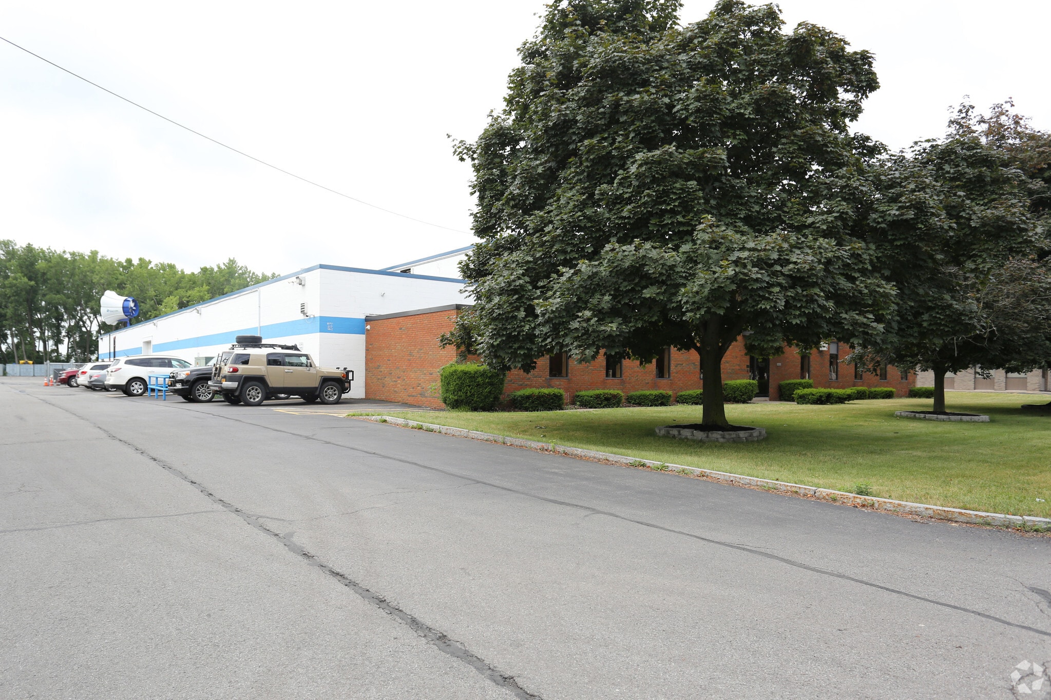 1335 Emerson St, Rochester, NY for lease Primary Photo- Image 1 of 3