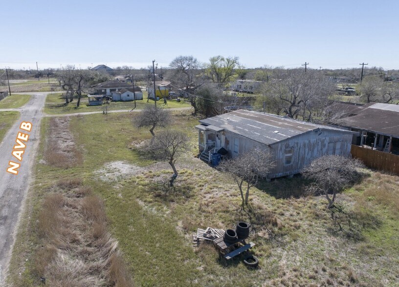 308 N Avenue B, Bishop, TX à vendre - Aérien - Image 2 de 3