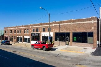 More details for 140 W Wood St, Decatur, IL - Retail for Lease