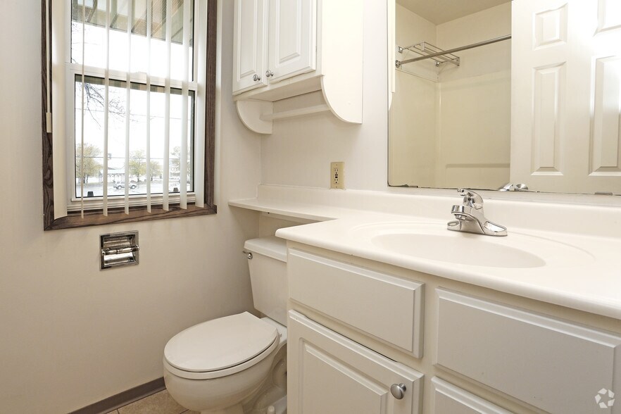 417 15th Ave SE, Saint Cloud, MN à vendre - Photo intérieure - Image 3 de 33