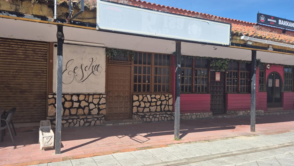 Retail in Nuevo Baztán, Madrid for sale - Primary Photo - Image 1 of 3