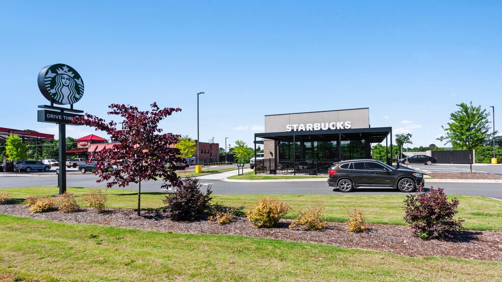 4763 Hickory Blvd, Granite Falls, NC à vendre - Photo du bâtiment - Image 2 de 4