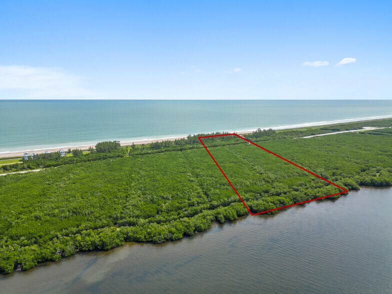0 S Ocean Dr, Hutchinson Island, FL à vendre - Photo du bâtiment - Image 1 de 26