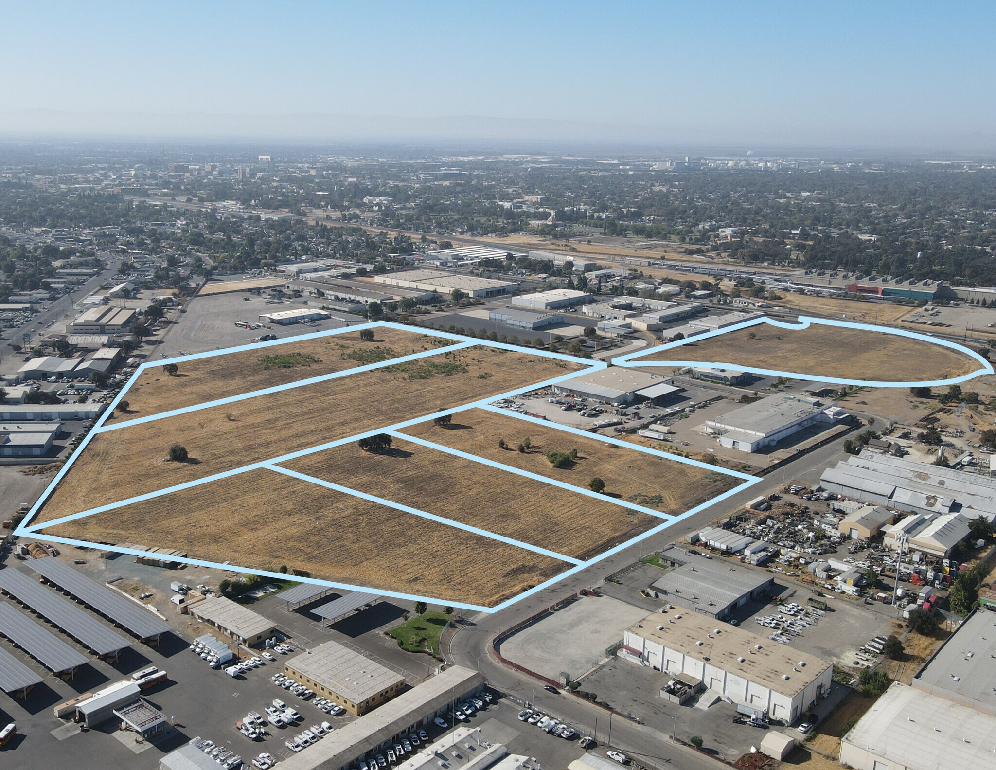 1468-1834 El Pinal Dr, Stockton, CA à vendre Photo du bâtiment- Image 1 de 2