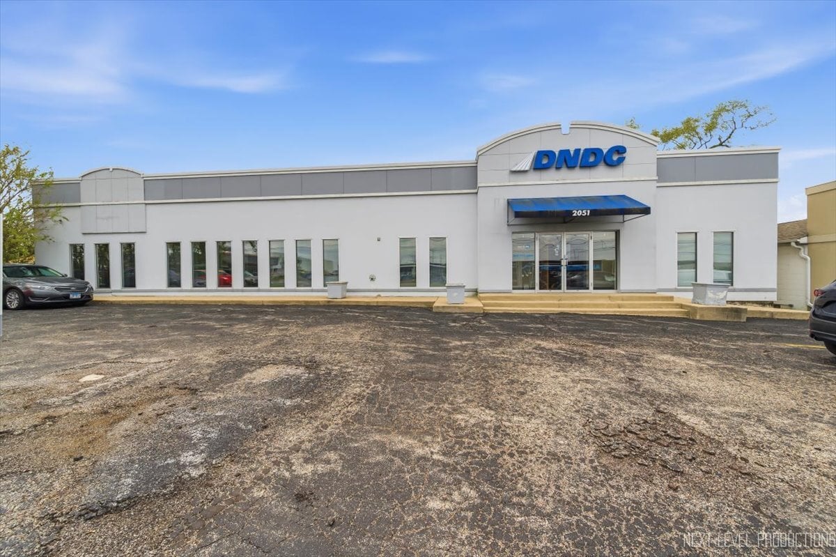 2051 Ogden Ave, Downers Grove, IL for sale Primary Photo- Image 1 of 25