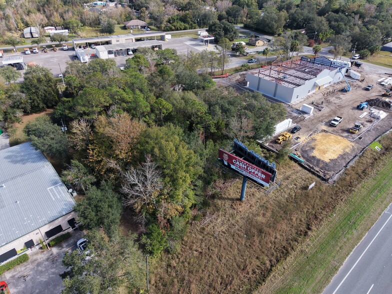 18757 E Colonial Dr, Orlando, FL à vendre - Photo du bâtiment - Image 3 de 11
