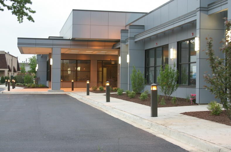 486 W Boughton Rd, Bolingbrook, IL à louer - Photo du bâtiment - Image 2 de 6