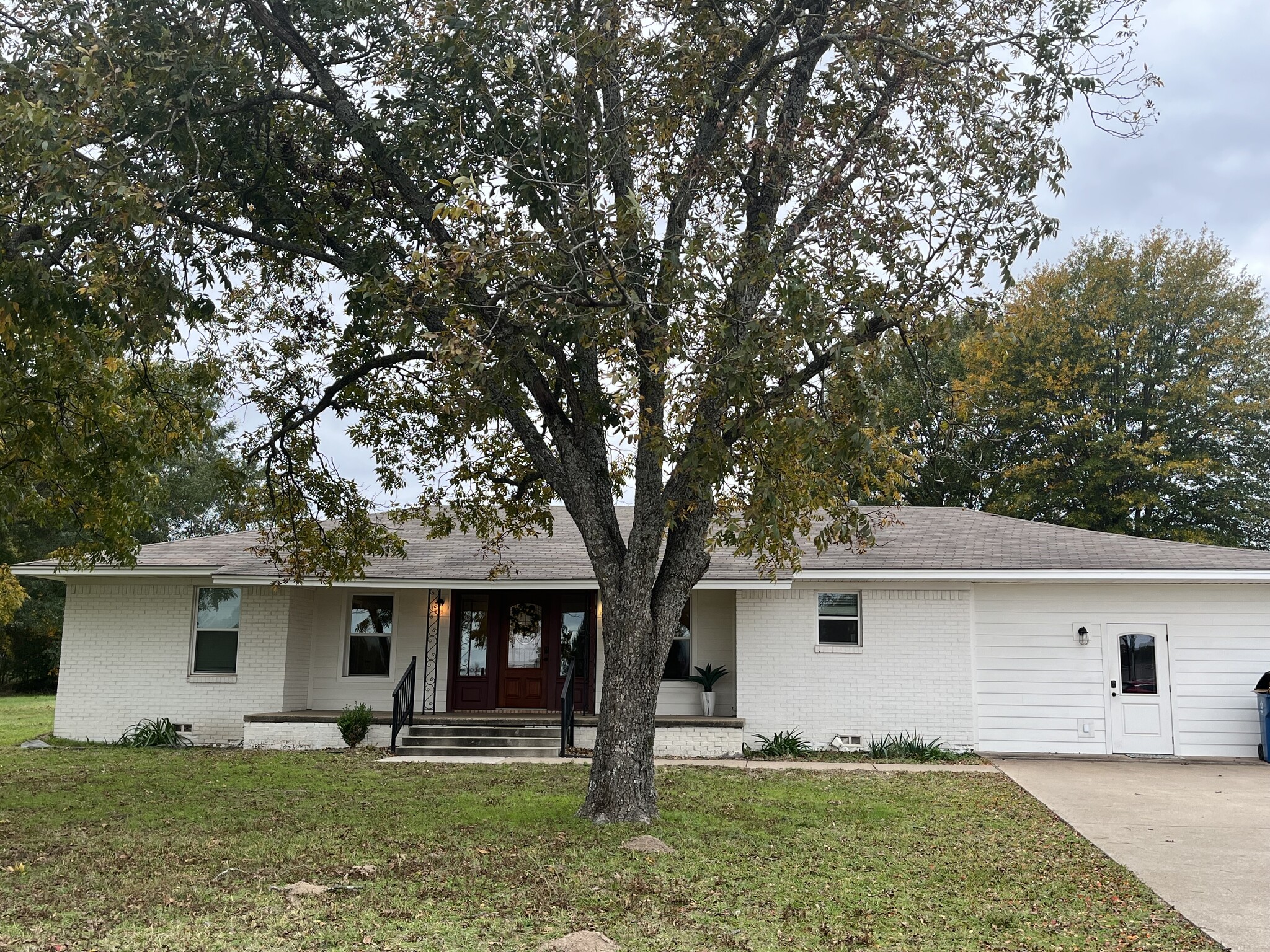 1507 S Main St, Lindale, TX for sale Primary Photo- Image 1 of 1