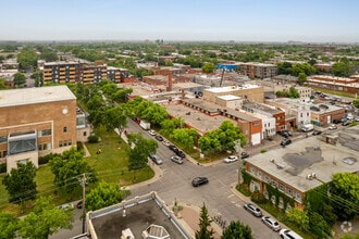 2424 Rue Des Carrières, Montréal, QC - AÉRIEN  Vue de la carte