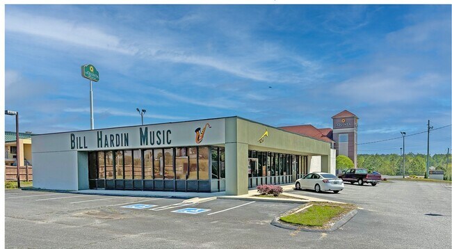 Plus de détails pour 4661 Chambers Rd, Macon-Bibb, GA - Commerce de détail à vendre