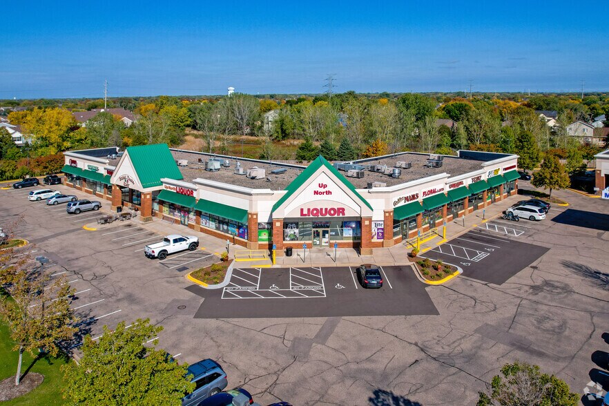 9530-9590 N Noble Pky, Brooklyn Park, MN à louer - Aérien - Image 2 de 4