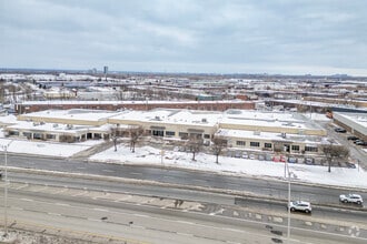 9415-9495 Aut Transcanadienne, Montréal, QC - Aérien  Vue de la carte - Image1